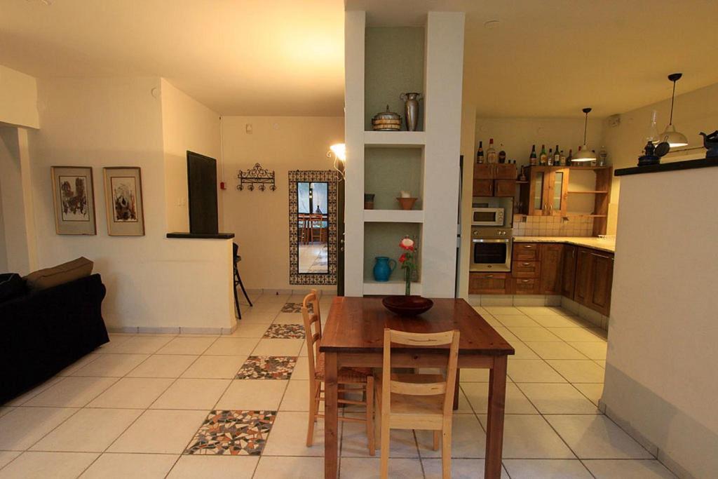 Bar Bakfar Villa Sharona Szoba fotó